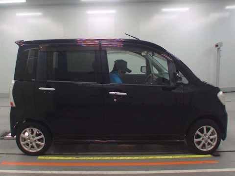 2011 Daihatsu Tanto exe L455S[2]