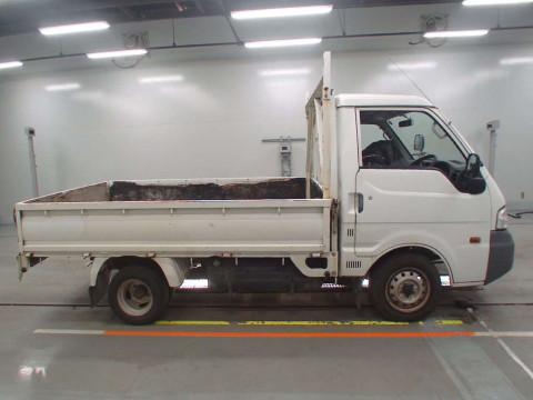 2014 Nissan Vanette Truck SKP2TN[2]