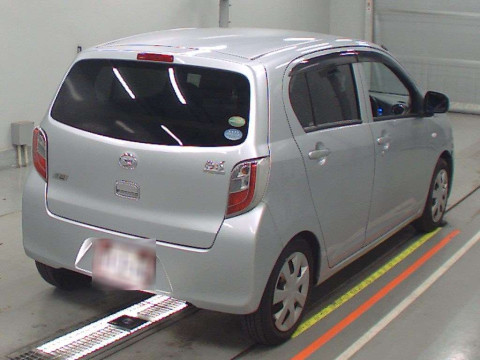 2013 Daihatsu Mira es LA300S[1]