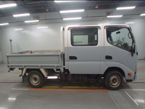 2013 Toyota Toyoace Truck KDY281[2]