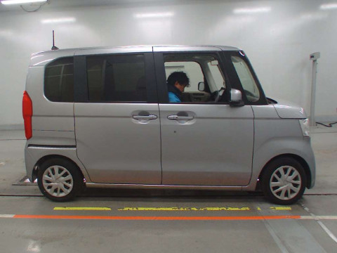 2020 Honda N-BOX JF3[2]