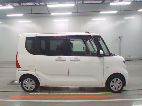 2019 Daihatsu Tanto LA650S[2]