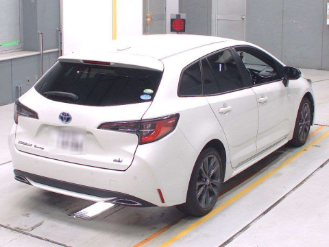 2020 Toyota Corolla Touring Wagon ZWE214W[1]