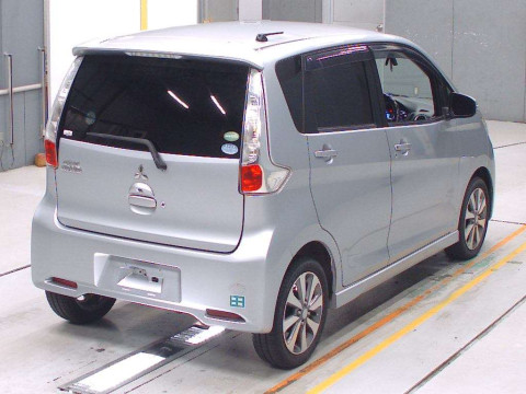 2013 Mitsubishi ek Custom B11W[1]