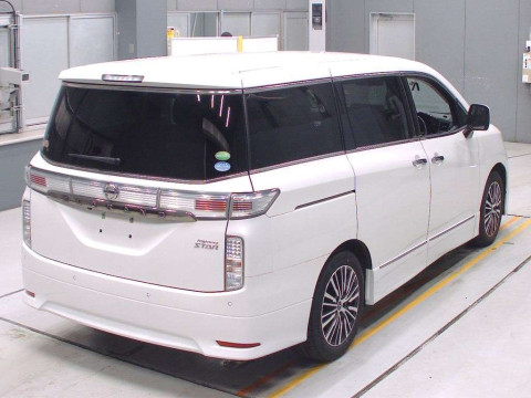 2021 Nissan Elgrand TNE52[1]