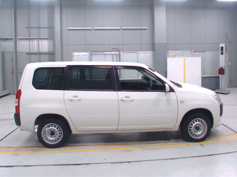 2017 Toyota Succeed NCP165V[2]