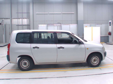 2009 Toyota Probox Van NCP50V[2]