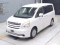 2010 Toyota Noah