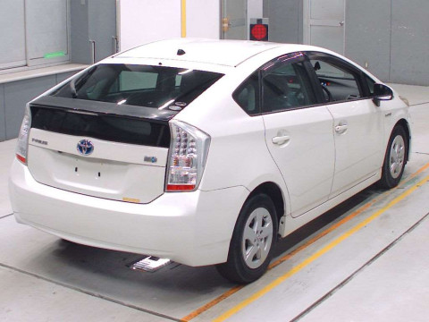 2010 Toyota Prius ZVW30[1]