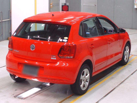 2012 Volkswagen Polo 6RCBZ[1]