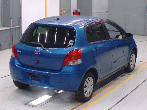 2009 Toyota Vitz KSP90[1]