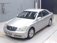 2004 Toyota Crown