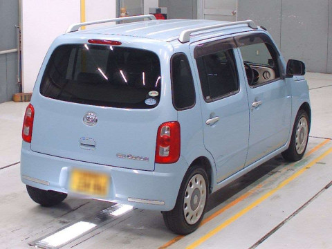 2010 Daihatsu Mira Cocoa L675S[1]