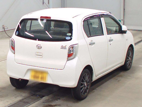 2016 Daihatsu Mira es LA300S[1]