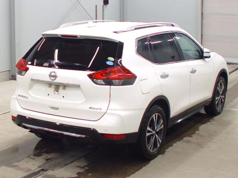 2020 Nissan X-Trail NT32[1]