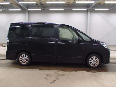 2022 Nissan Serena GFNC27[2]