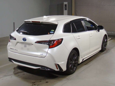 2020 Toyota Corolla Touring Wagon ZWE211W[1]