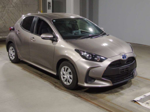 2021 Toyota YARIS MXPH10[2]