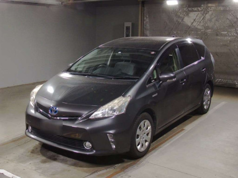 2012 Toyota Prius alpha ZVW41W[0]