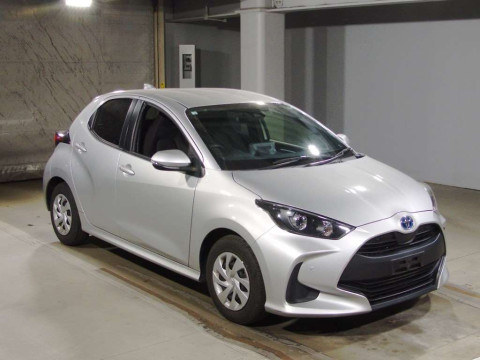 2021 Toyota YARIS MXPH10[2]