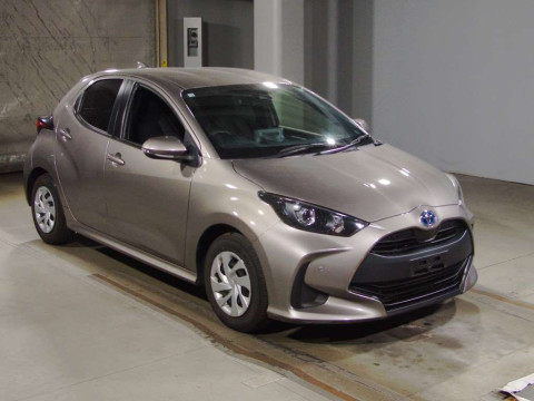 2021 Toyota YARIS MXPH10[2]