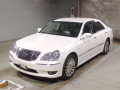 2004 Toyota Crown Majesta