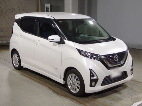 2020 Nissan DAYZ B44W[2]