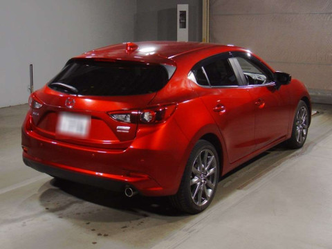 2018 Mazda Axela Sport BMLFS[1]