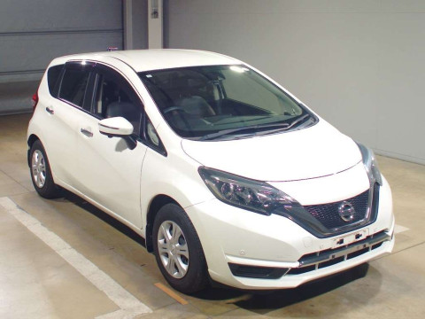 2017 Nissan Note E12[2]