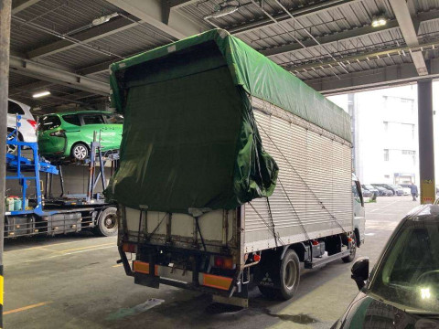 2007 Mitsubishi Fuso Canter FE82D[1]