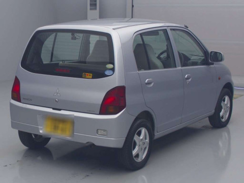 2010 Mitsubishi Minica H42V[1]