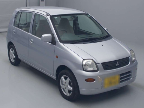 2010 Mitsubishi Minica H42V[2]