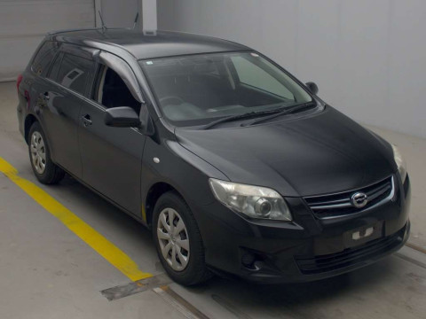 2010 Toyota Corolla Fielder NZE141G[2]