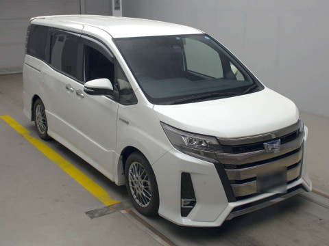 2019 Toyota Noah ZWR80W[2]