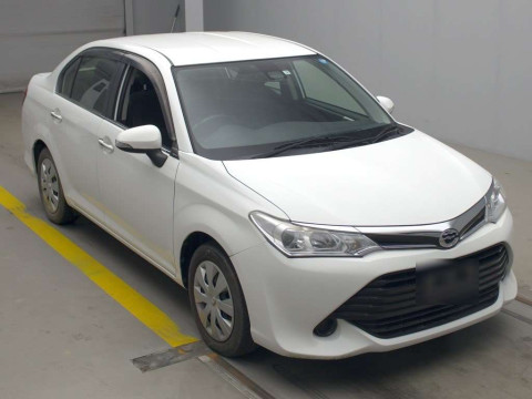 2015 Toyota Corolla Axio NRE161[2]