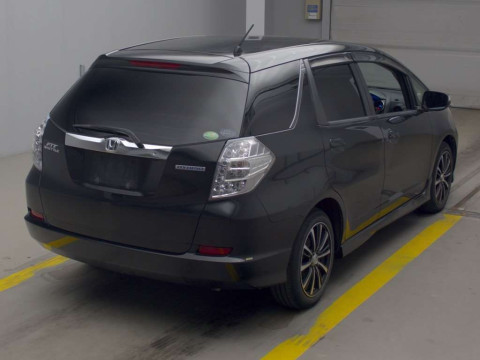 2012 Honda Fit Shuttle Hybrid GP2[1]