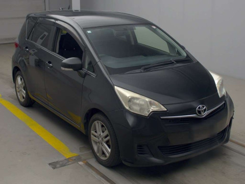 2012 Toyota Ractis NSP120[2]