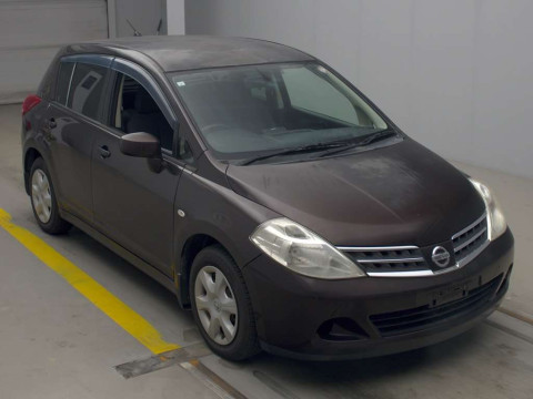 2011 Nissan Tiida C11[2]