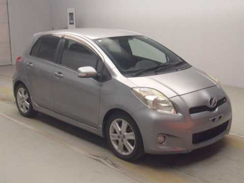 2010 Toyota Vitz NCP91[2]