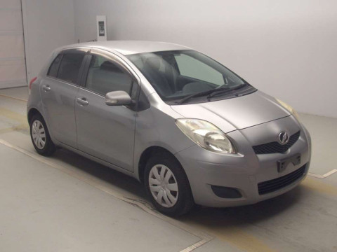 2009 Toyota Vitz KSP90[2]