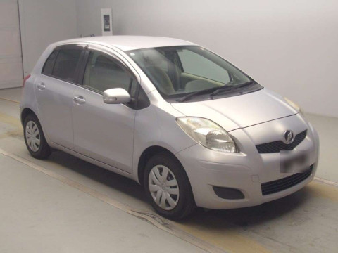 2010 Toyota Vitz KSP90[2]