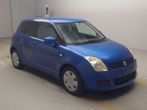 2010 Suzuki Swift ZC71S[2]