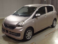 2014 Daihatsu Mira es