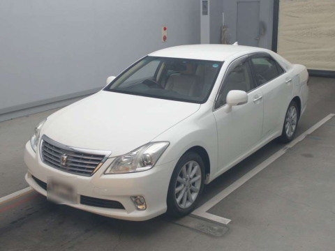 2011 Toyota Crown GRS202[0]