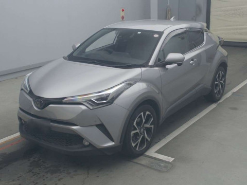 2018 Toyota C-HR NGX50[0]