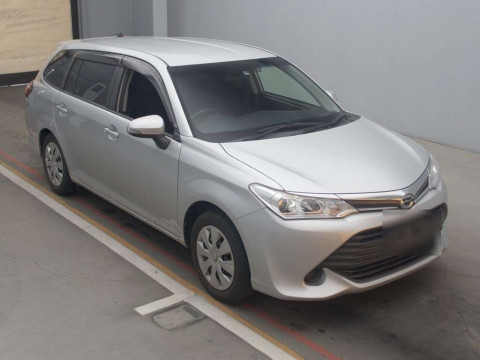 2015 Toyota Corolla Fielder NRE161G[2]