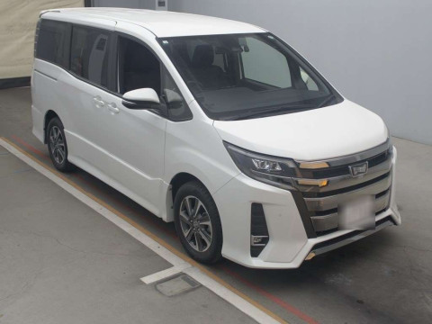 2019 Toyota Noah ZRR80W[2]