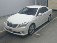 2010 Toyota Crown Hybrid