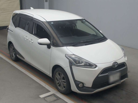 2017 Toyota Sienta NSP170G[2]