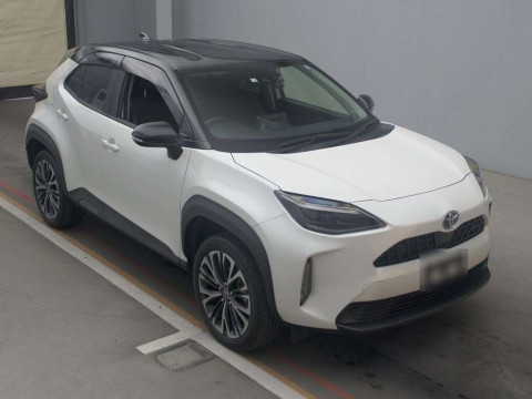 2022 Toyota YARIS CROSS MXPJ10[2]